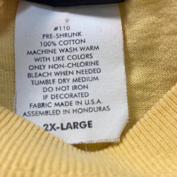 Golden Yellow Retro Minnie Mouse Graphic FL Tee Tshirt Casual Retro XXL - Picture 7 of 7